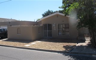 4 Bedroom House in Plumstead