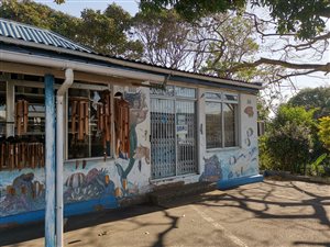 876 m² Commercial space in Scottburgh Central