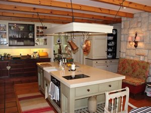 6 Bed House in De Zalze