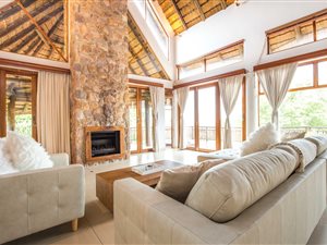 3 Bed House in Phezulu