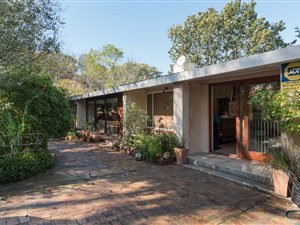 3 Bed House in Onder Papegaaiberg
