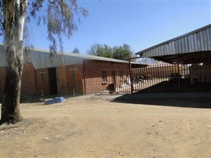 2560 m² Commercial space in Bloemspruit