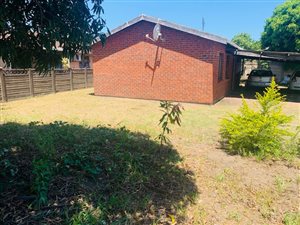 2 Bed House in Aquadene