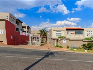 3 Bed Townhouse in Oakdene