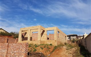 4 Bedroom House in Signal Hill