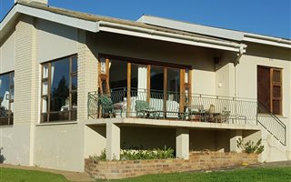 4 Bedroom House in Bonnievale