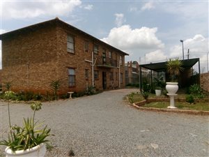 2 Bed Apartment in Springs Central