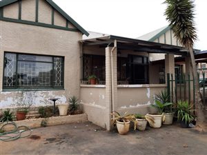 145 m² Commercial space in Alberton