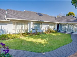 4 Bed House in Blairgowrie