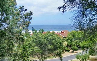 582 m² Land available in Glentana