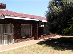 3 Bed House in Bonanne