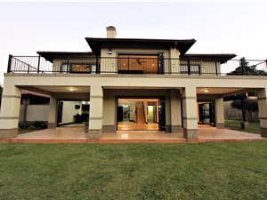 4 Bed House in Montrose