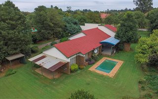 4 Bedroom House in Gholfsig
