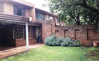 4 Bedroom Duplex in Hatfield