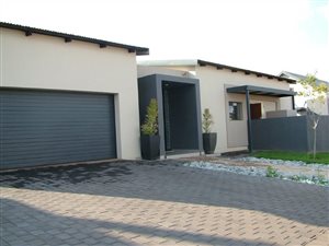 4 Bed House in Midstream Meadows