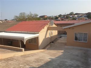 2 Bed Simplex in Trenance Manor