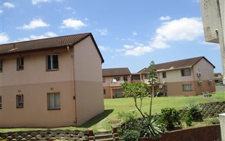 3 Bedroom Apartment in Brackenham