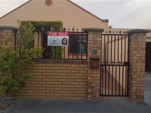 3 Bedroom House in Forest Village