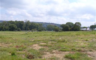 8800 m² Land available in Mooikloof Heights