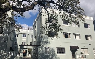 2 Bedroom Apartment in Oranjezicht