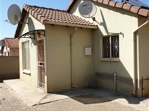 3 Bed House in Roodekop