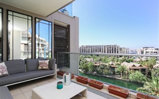 3 Bedroom Apartment in Waterfront