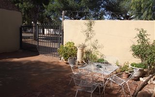 2 Bedroom House in Hofmeyr