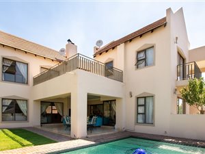 4 Bed House in Dainfern