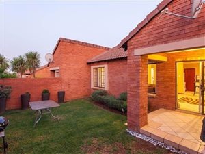 2 Bed Townhouse in Moreleta Park