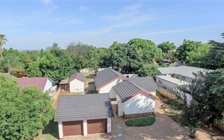 4 Bedroom House in Wierda Park