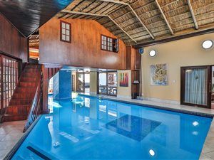 5 Bed House in Bloubosrand