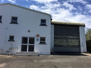 370 m² Industrial space in Mkondeni