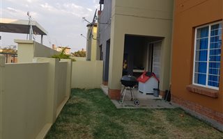 2 Bedroom Apartment in Waterval East