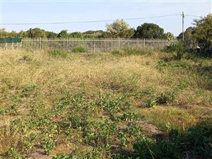 897 m² Land available in Kaysers Beach
