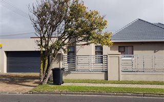 3 Bedroom House in Thornton