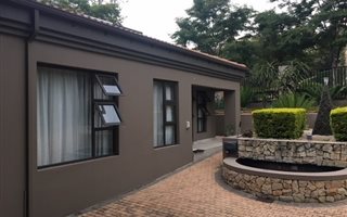 2 Bedroom Apartment in Waterkloof