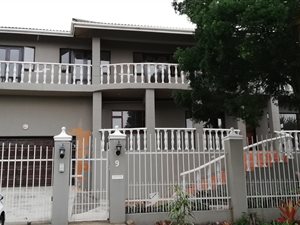 8 Bed House in Scottburgh South
