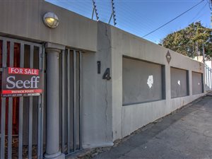 3 Bed House in Kensington