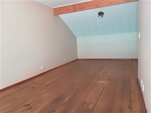 1 Bed Apartment in Halfway House