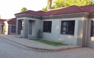 3 Bedroom House in Louisvale