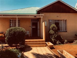3 Bed House in Memorial Road Area
