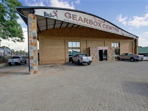 1293 m² Commercial space in Zwartkop