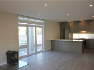 3 Bed House in Somerset Lakes