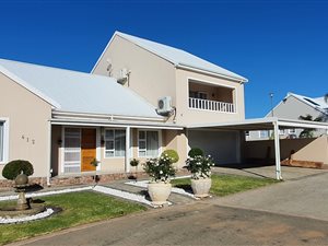 4 Bed Cluster in Oudtshoorn