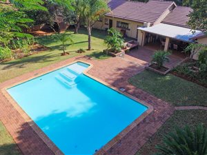 4 Bedroom House in Cashan