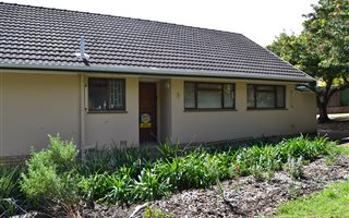 3 Bedroom House in Onder Papegaaiberg