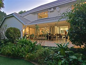 5 Bed House in Klevehill Park