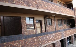 2 Bedroom Apartment in Troyeville