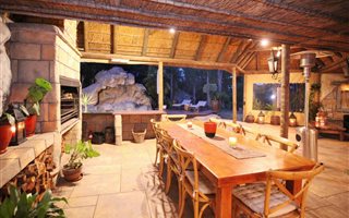 4 Bedroom House in Door de Kraal