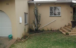 3 Bedroom House in Brackendowns